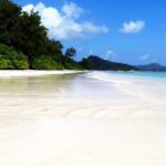 Seychely, pláž Anse Lazio, ostrov Praslin